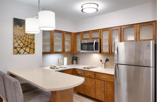 Lehi Hotel | Staybridge Suites - Lehi - Traverse Ridge Center by IHG
