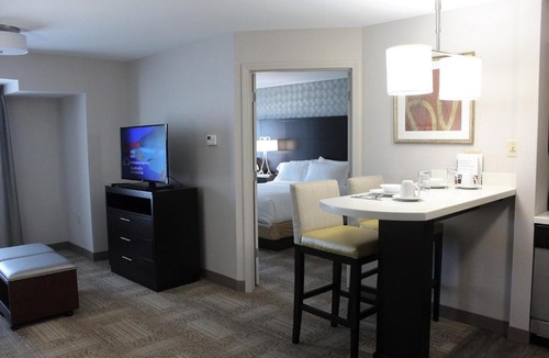 Miamisburg Hotel | Staybridge Suites Miamisburg by IHG