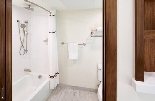 Kaanapali Hotel | Steps Away from the Beach! 3 Premium Units, Private Lanai, Onsite Pool