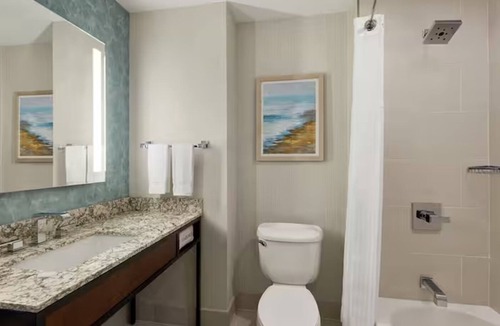 Carlsbad Hotel | Steps from Carlsbad Beach | Perfect For Group Stay | Pool Access | Pets Welcome