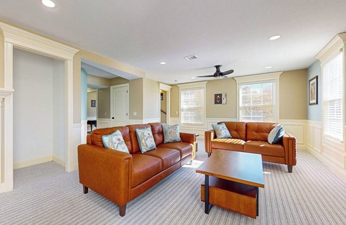 Holyoke Condo | Steps to Holyoke Medical Center! Remote-Work Hub