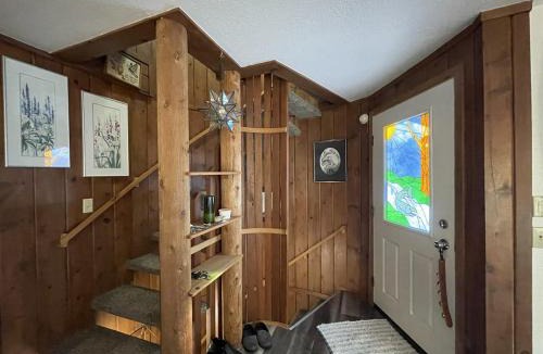 Sterling House | Sterling Homestead Near the Kenai River