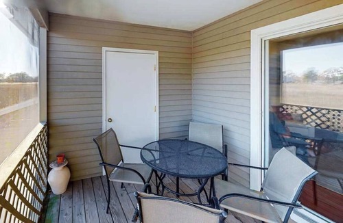 Bethany Beach House | Stewards Watch ownhouse close to the ccean w/shared pool, free WiFi, private W/D