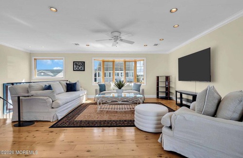 Mantoloking House | Still Available Labor Day & Sept. & As A Winter Rental. Private Beach Access!
