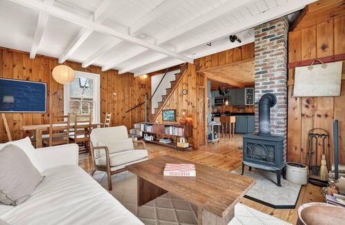 Sebascodegan Island Cottage | Stillhouse: Serene sanctuary in coastal Maine