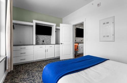 Ellsworth Hotel | Stone Park Ellsworth-Bar Harbor