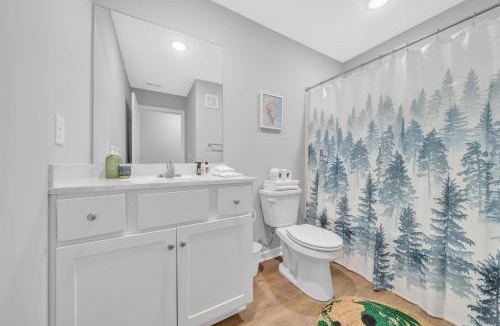 New Albany Apartment | Stonecrest 623, 2Bd Apt I Free Parking I Pool