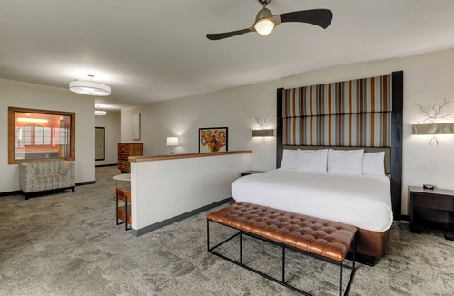 Independence Hotel | Stoney Creek Hotel Kansas City - Independence