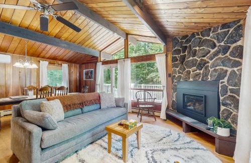 Waterbury Center House | Stowebury Retreat