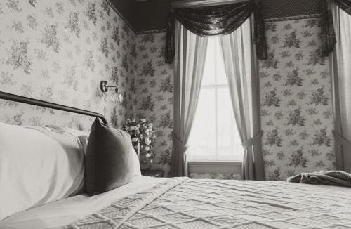 Hermann House | Strassner Suites - Opal