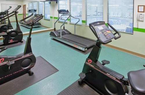 Findlay Hotel | Studio 6 Extended Stay Findlay Tiffin Avenue OH