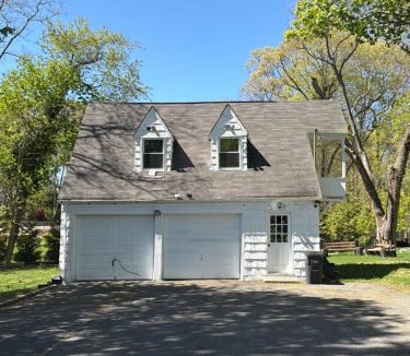 Smithtown Apartment | Studio Apartment