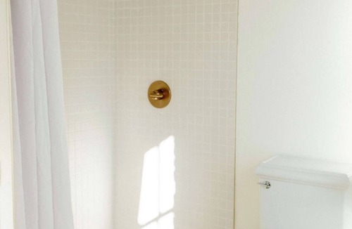 Crossroads Arts District Hotel | Studio Seven · Designer Retreat with Wet Bar