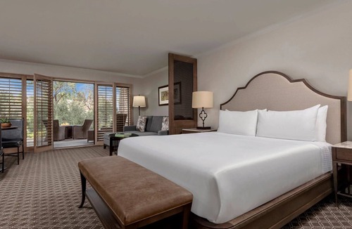 Rancho Bernardo Hotel | Studio Suite Firepit, Golf or Spa View at Rancho Bernardo Inn, Outdoor Pool