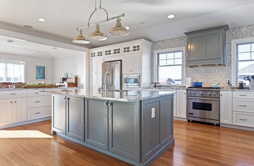 Seabrook House | Stunning 4 bedroom 4.5 bath house right on the sand at Seabrook Beach