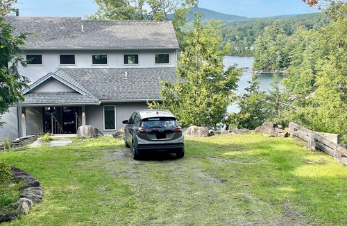 Putnam Station House | Stunning 4Bdrm Lake George Waterfront