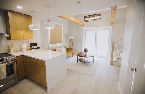 East Kingston Apartment | Stunning and Cozy loft apartment in kingston .