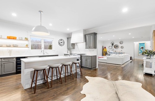 Southampton House | Stunning Designer 6BR Southampton Home – Chic, Spacious & Entertainer’s Dream
