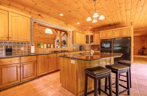 New Hartford House | Stunning Retreat on 62 Acres, 7000 sq ft, Pool and Hot Tub