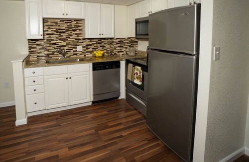 Branson Theater District Condo | Stylish 1BR Getaway with Pool – Oak Ridge Branson