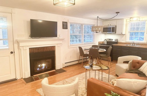 Alton Bay House | Stylish 2BR Retreat w/Sunroom + Fireplace Near Gunstock. Across from Lake Winnie