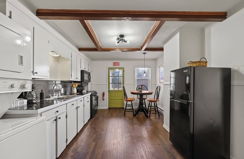 Lee House | stylish Berkshires Retreat