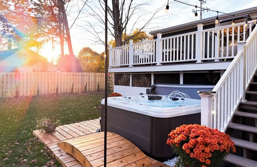Kittery House | Stylish Kittery Retreat w/Hot Tub & Game Room