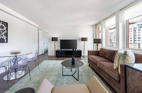 Prudential - St. Botolph Apartment | Stylish One Bedroom Apartment in Back Bay