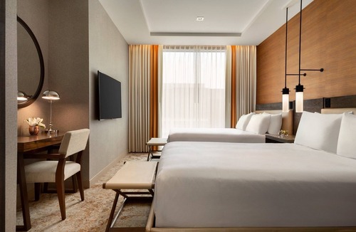 Moab Hotel | Stylish Private Room Near Arches National Park – Explore in Just 5 Minutes Drive