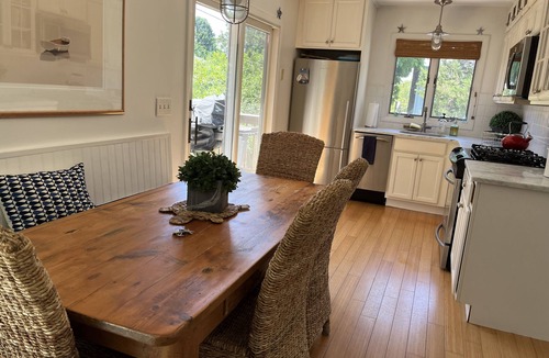 Snug Harbor House | Summer 2027 - Updated 2 Bedroom in Snug Harbor East Matunuck Pet Friendly