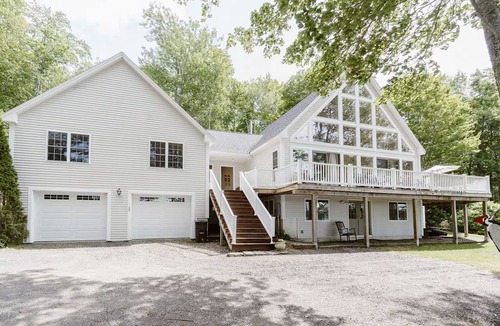 Jefferson House | Summer Camp, Refined: Stunning Lakefront Retreat