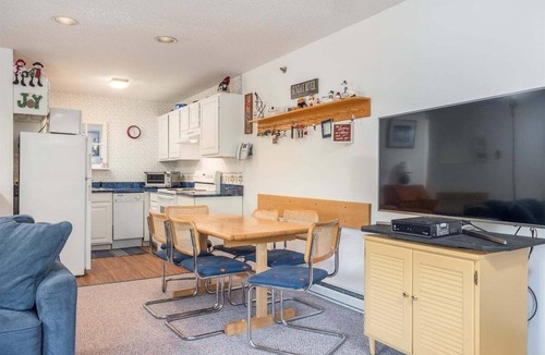 Sunday River Area Condo | Sunday River Condo: Brookside I B-306