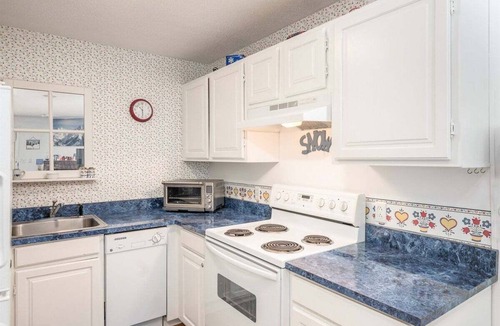 Sunday River Area Condo | Sunday River Condo: Brookside I B-306
