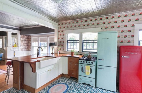 Brookfield Cottage | Sunny 1935 Cottage - Designer Restored