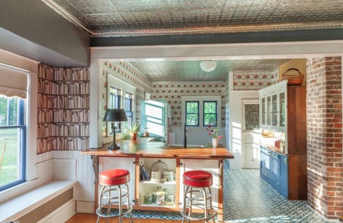 Brookfield Cottage | Sunny 1935 Cottage - Designer Restored