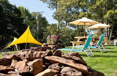 Lincolnville Cabin | Sunny Room with a Private Deck in a Bed and Breakfast near Camden Hills State Park, Maine