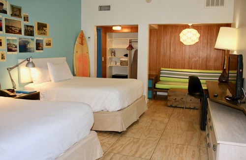 St. Pete Beach Resort | Sunset Paradise! Perfect Location for Your Next Vacation | 2 Outdoor Pools