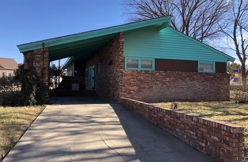 Ellis House | Sunshine House