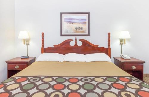 Conway Hotel | Super 8 by Wyndham Conway