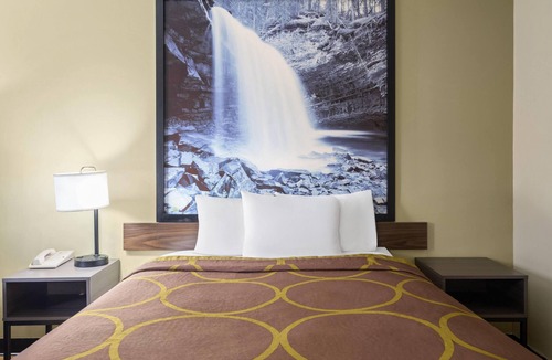 Hagerstown Hotel | Super 8 by Wyndham Hagerstown I-70
