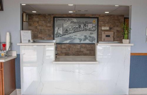 Mountain Home Hotel | Super 8 by Wyndham Mountain Home