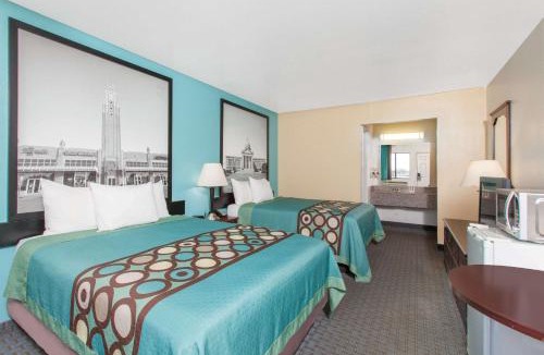 Sallisaw Hotel | Super 8 by Wyndham Sallisaw