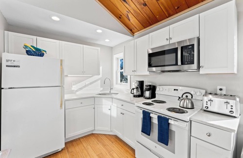 York Beach Cottage | SUPER close to Long Sands beach! #1