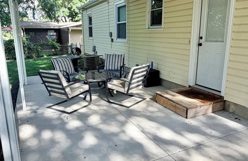 Lansing House | Superb 2-bedroom house in charming neighborhood
