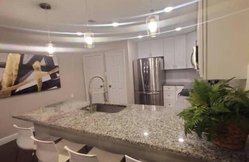 Mesquite House | SUPERHOST/Spacious Classy Enclave Rodeo < 1mile. Baby Crib