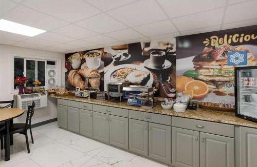 Presque Isle Hotel | SureStay by Best Western Presque Isle