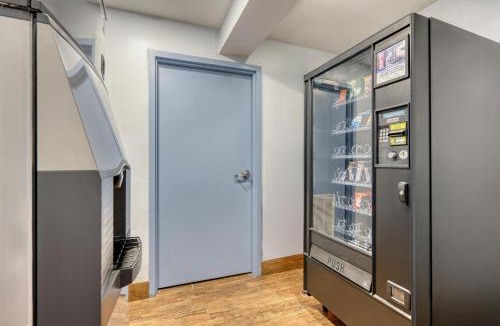 Bowling Green Hotel | SureStay Hotel by Best Western Bowling Green North