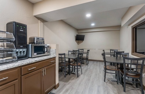 Summersville Hotel | SureStay Hotel by Best Western Summersville