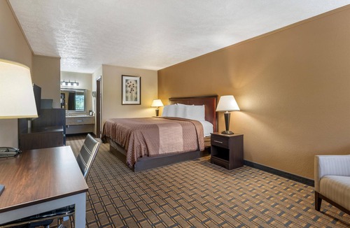 Summersville Hotel | SureStay Hotel by Best Western Summersville