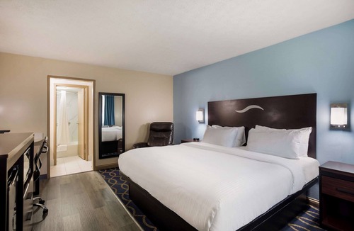 Bardstown Hotel | SureStay Hotel by Best Western Bardstown General Nelson